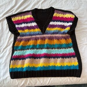 Source Unknown V-Neck Sweater with Bold Stripes